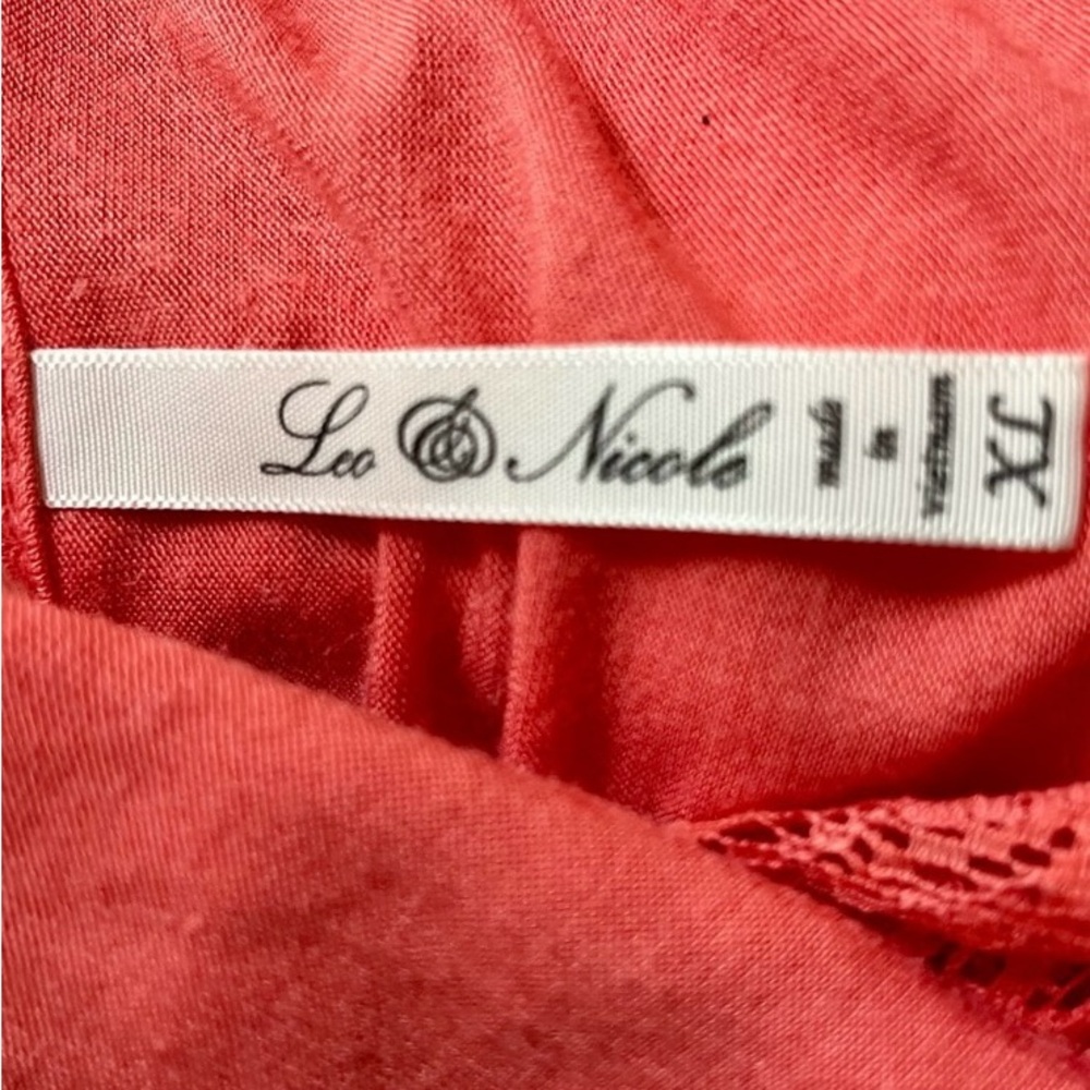 Leo Nicole~Women’s Lace Coral Blouse XL – Romantic, Soft, Flowy - Picture 6 of 9